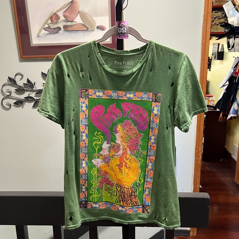 Pink Floyd Distressed Green Tee #051